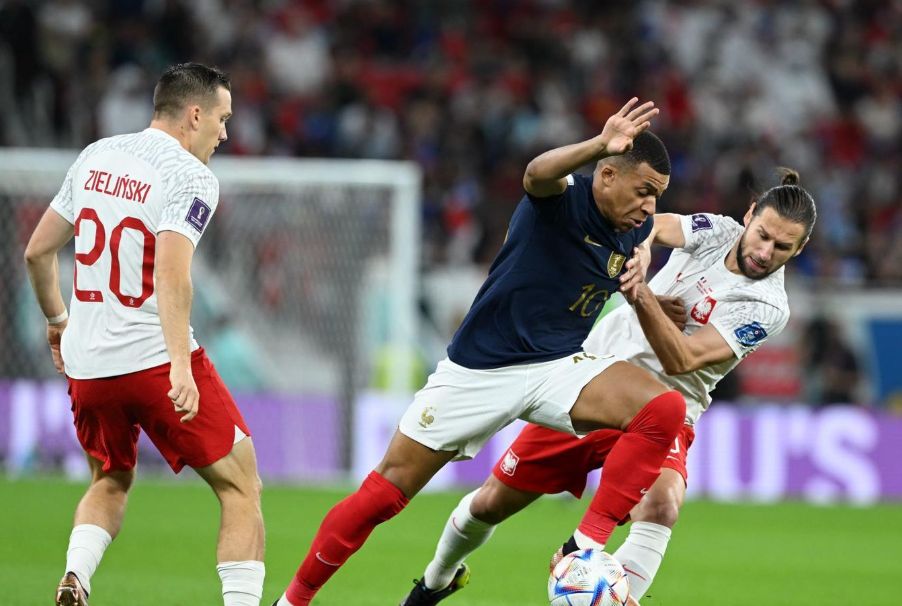 2026美加墨世界杯:蓝鲨书写奇迹,佛得角以不败新军闯淘汰赛
